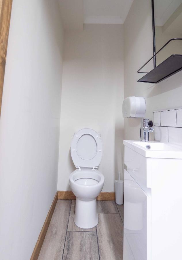 פורט ויליאם Ben Nevis Inn Rooms מראה חיצוני תמונה
