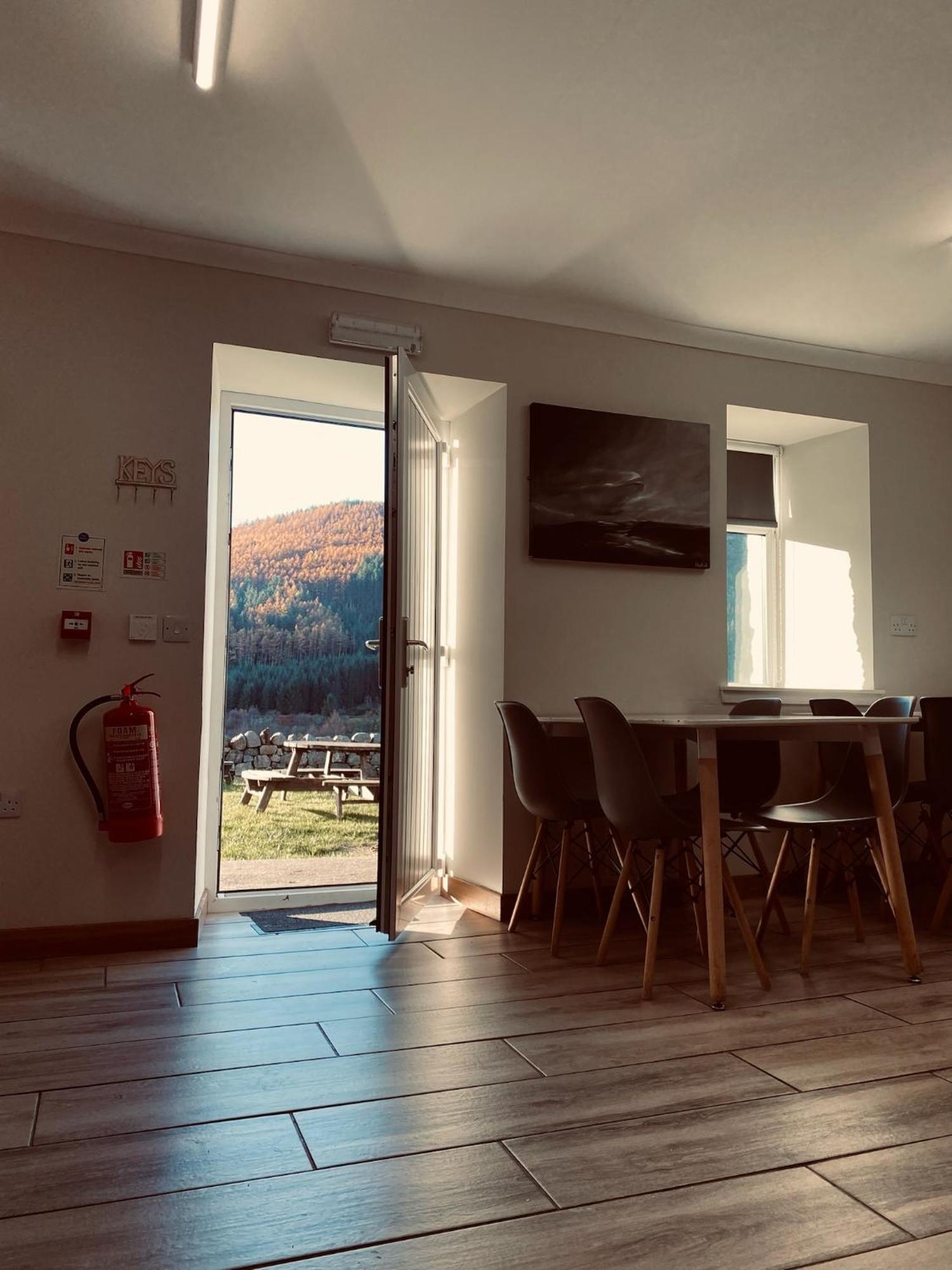 פורט ויליאם Ben Nevis Inn Rooms מראה חיצוני תמונה