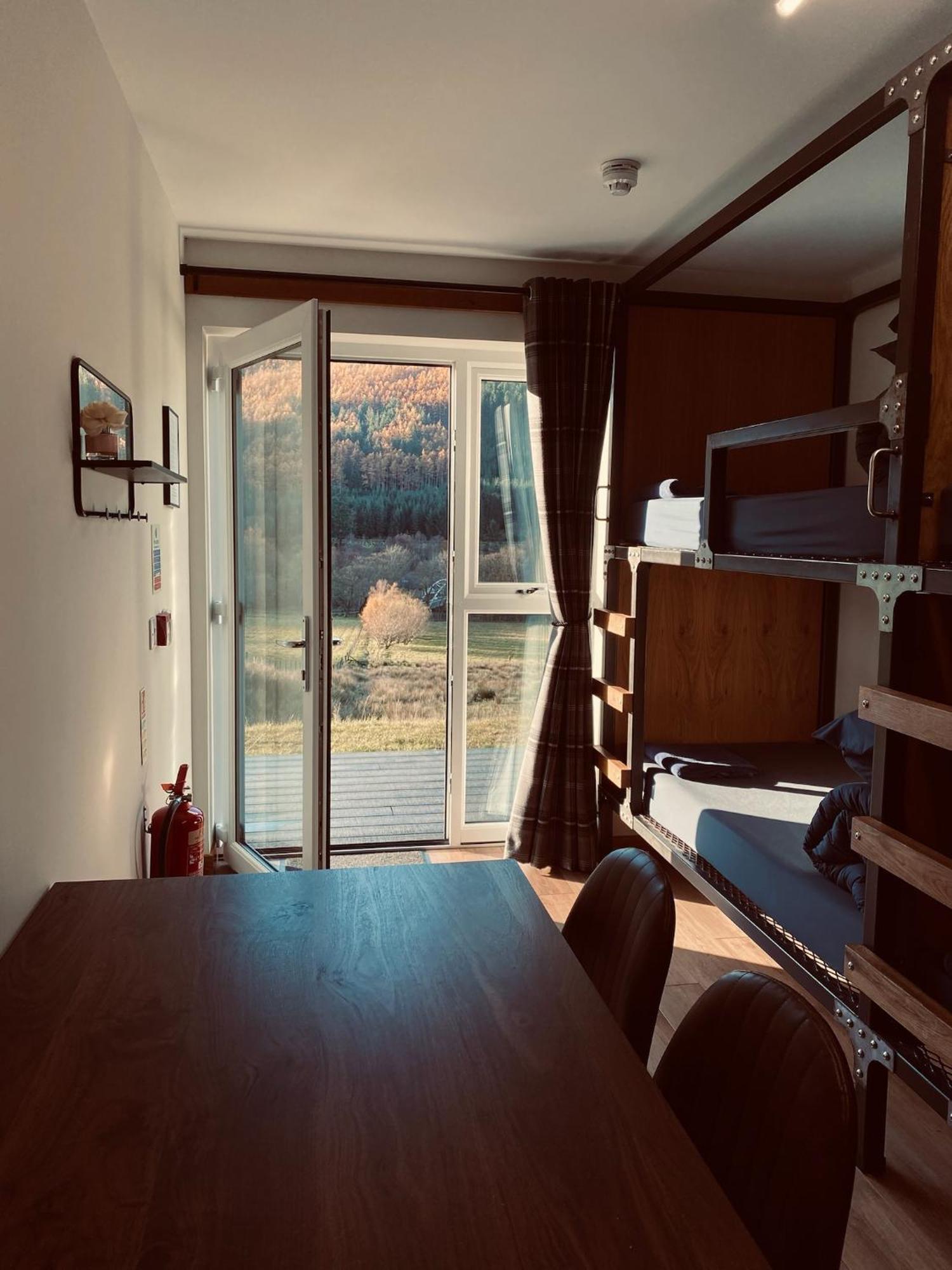 פורט ויליאם Ben Nevis Inn Rooms מראה חיצוני תמונה